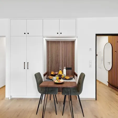 Modernes Am Bremer Dom Mit Balkon