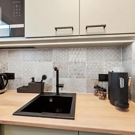 Modernes Am Bremer Dom Mit Balkon Бремен