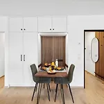 Modernes Am Bremer Dom Mit Balkon