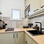 Modernes Am Bremer Dom Mit Balkon 아파트 *