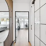 Modernes Am Bremer Dom Mit Balkon 아파트