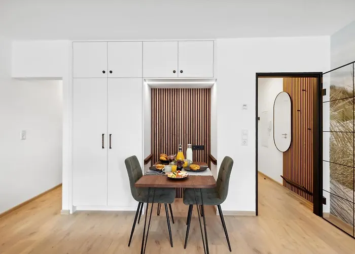 Modernes Am Bremer Dom Mit Balkon