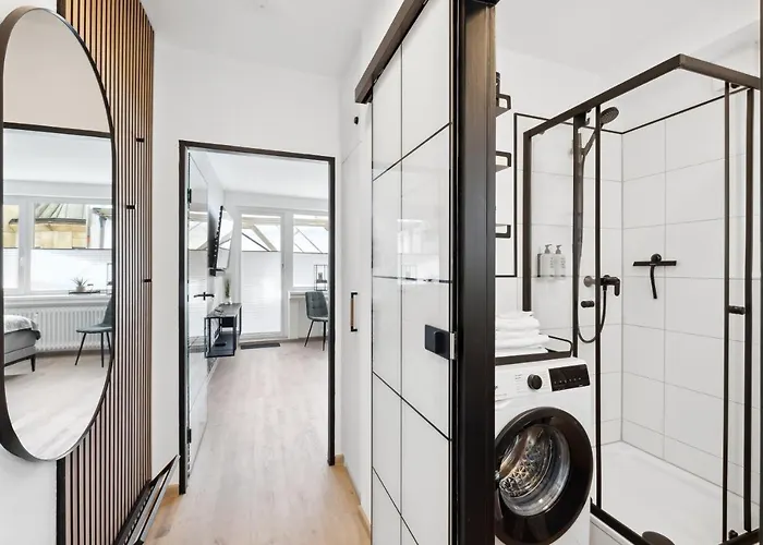 Modernes Am Bremer Dom Mit Balkon * Brême