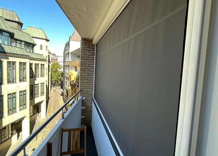 Modernes Am Bremer Dom Mit Balkon Appartement Brême